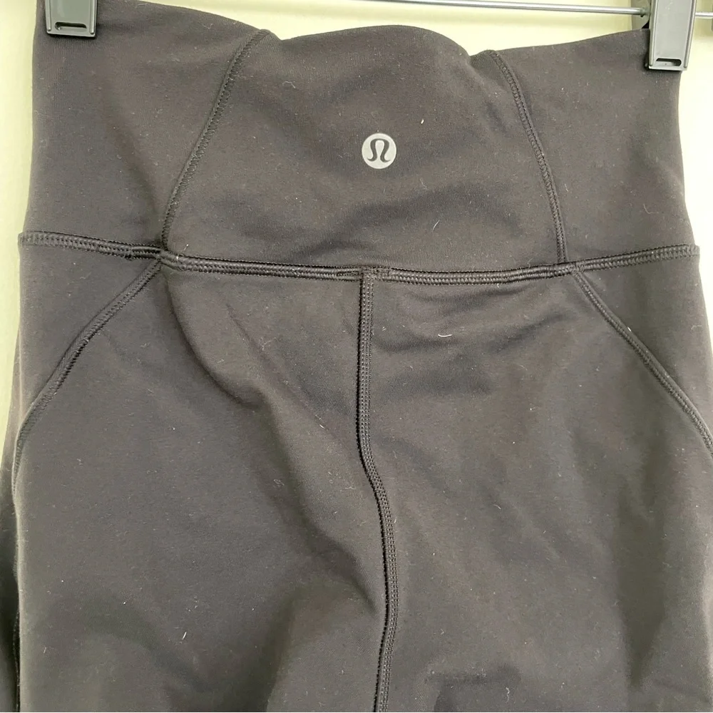 Lululemon Mesh Crop Leggings Black size 2 Winter 2016